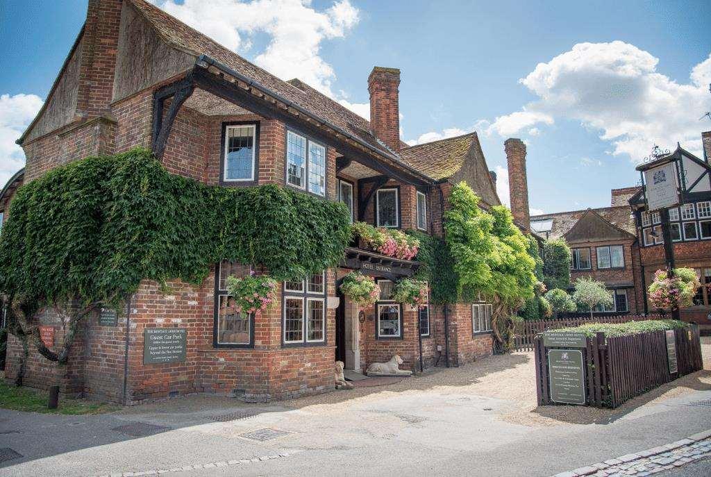The Montagu Arms Beaulieu Exterior foto