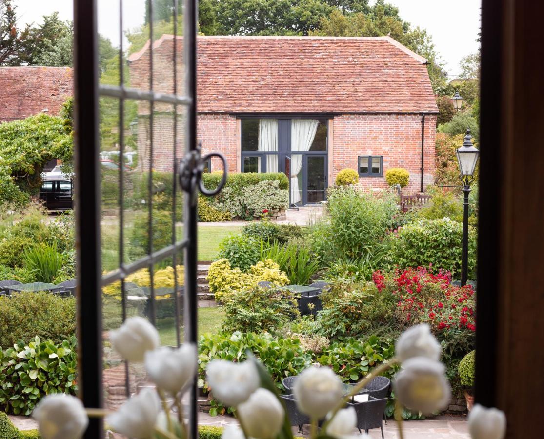 The Montagu Arms Beaulieu Exterior foto