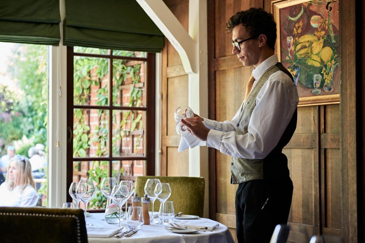 The Montagu Arms Beaulieu Exterior foto